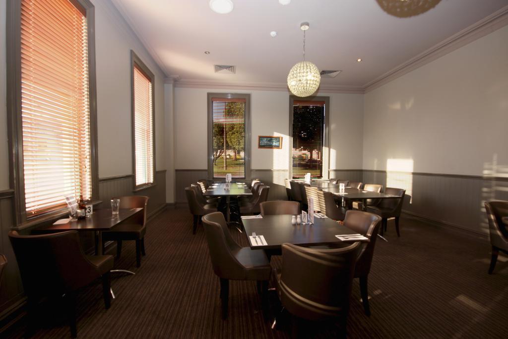 Mitchell River Tavern Bairnsdale Esterno foto