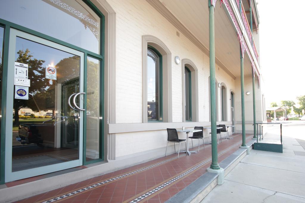 Mitchell River Tavern Bairnsdale Esterno foto
